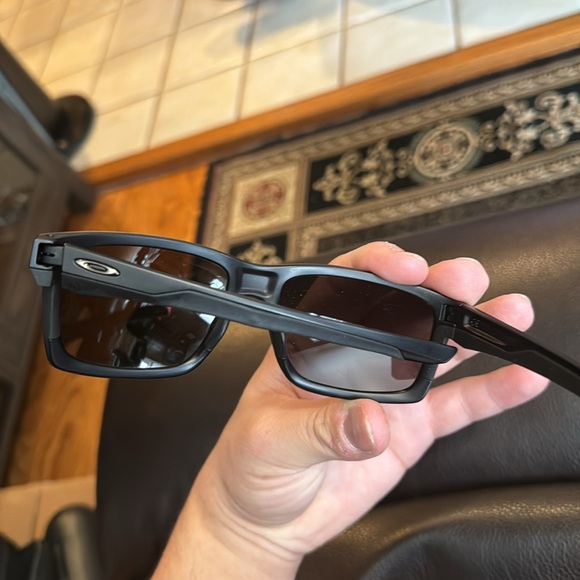 Oakley Mainlink XL Prizm Polarized - Picture 2 of 2